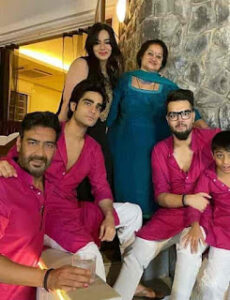 Ajay Devgan With His Family (Photo Credit - Instagram)